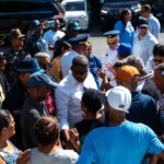 Propeep dona dos motocicletas al destacamento de la Policía Nacional en La Zurza II para fortalecer la seguridad en la zona