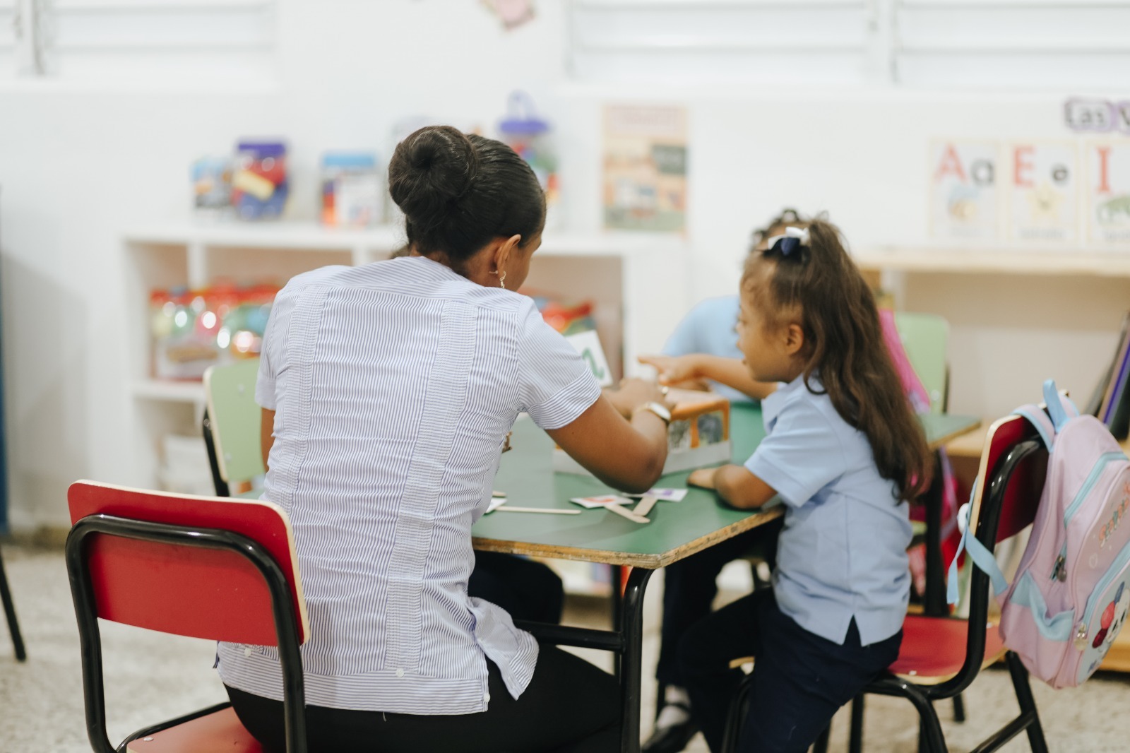 Ministerio de Educación avanza en inclusión para estudiantes con TEA en su día de concienciación
