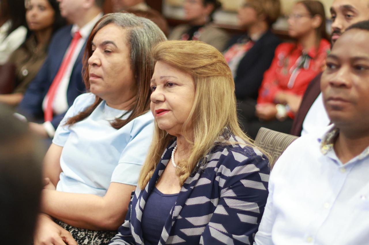 Ministerio de Educación y UNICEF realizan encuentros con la sociedad civil para socializar avances del Programa CON BASE