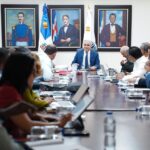 Luis Miguel De Camps instruye nueva política nacional sobre uso de celulares y convivencia digital en centros educativos