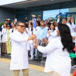 SNS recibe antorcha de Juegos Centroamericanos y del Caribe Santo Domingo 2026 y garantiza asistencia médica gratuita para atletas y visitantes