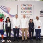 Ministro Luis Miguel De Camps recibe antorcha de los XXV Juegos Centroamericanos y del Caribe Santo Domingo 2026