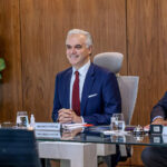Luis Miguel De Camps destaca ante el CONEP la educación como motor del desarrollo nacional.