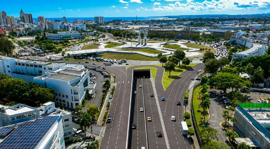 Inauguración del túnel de la Plaza de la Bandera impulsa la movilidad y seguridad vial en el Distrito Nacional