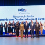 Presidente Abinader reconoce a 14 dominicanos destacados en Estados Unidos mediante el INDEX