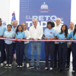 Gobierno entrega techado en Cambita Garabito en beneficio de más de 700 estudiantes.