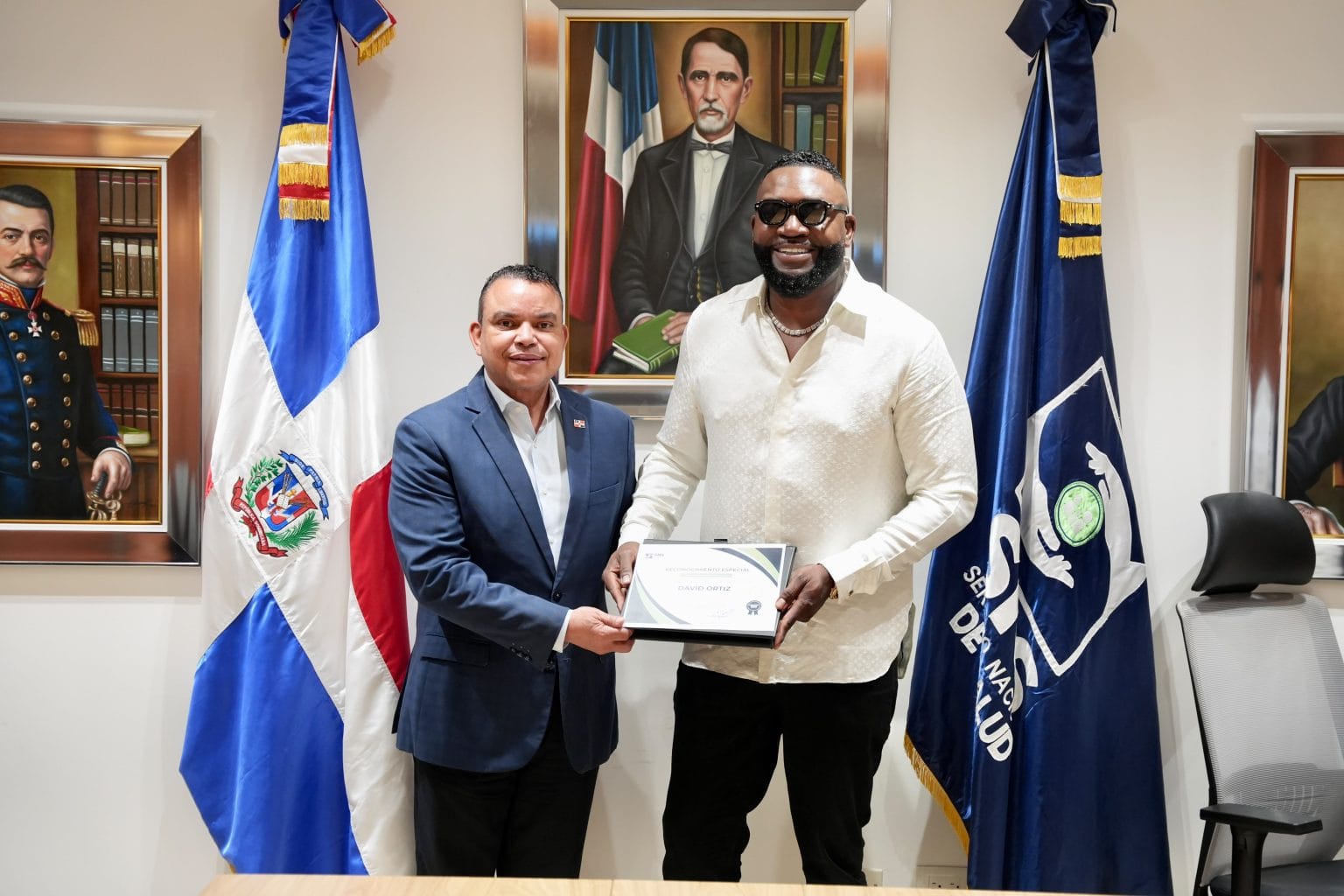 David Ortiz invita a la ciudadanía a participar en la gran Caminata por la Salud Mental