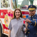 Carolina Mejía entrega dos camiones para fortalecer capacidad del Cuerpo de Bomberos del DN